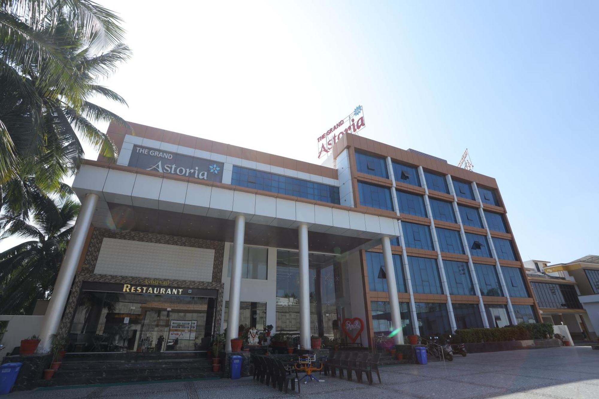 Hotel The Grand Astoria Somanth Somnāth Exteriér fotografie